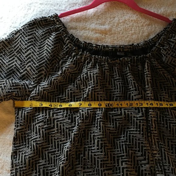 blouse - Picture 4 of 9